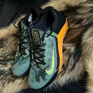 Nike Metcon 6 Mens size 11.5 Green Orange Black